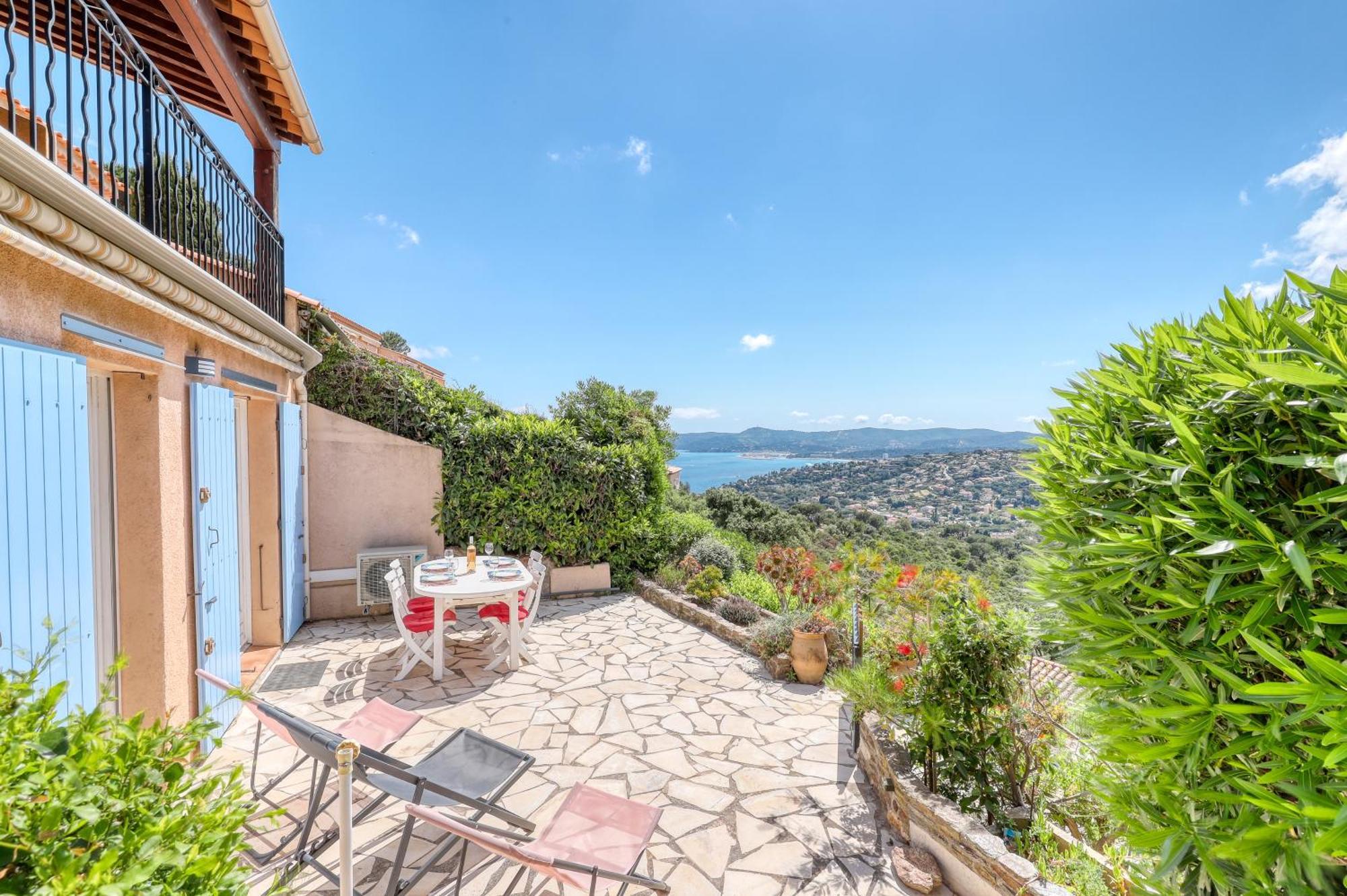 Апартаменты Exceptional View In Saint-Clair For 4 People Ле-Лаванду Экстерьер фото